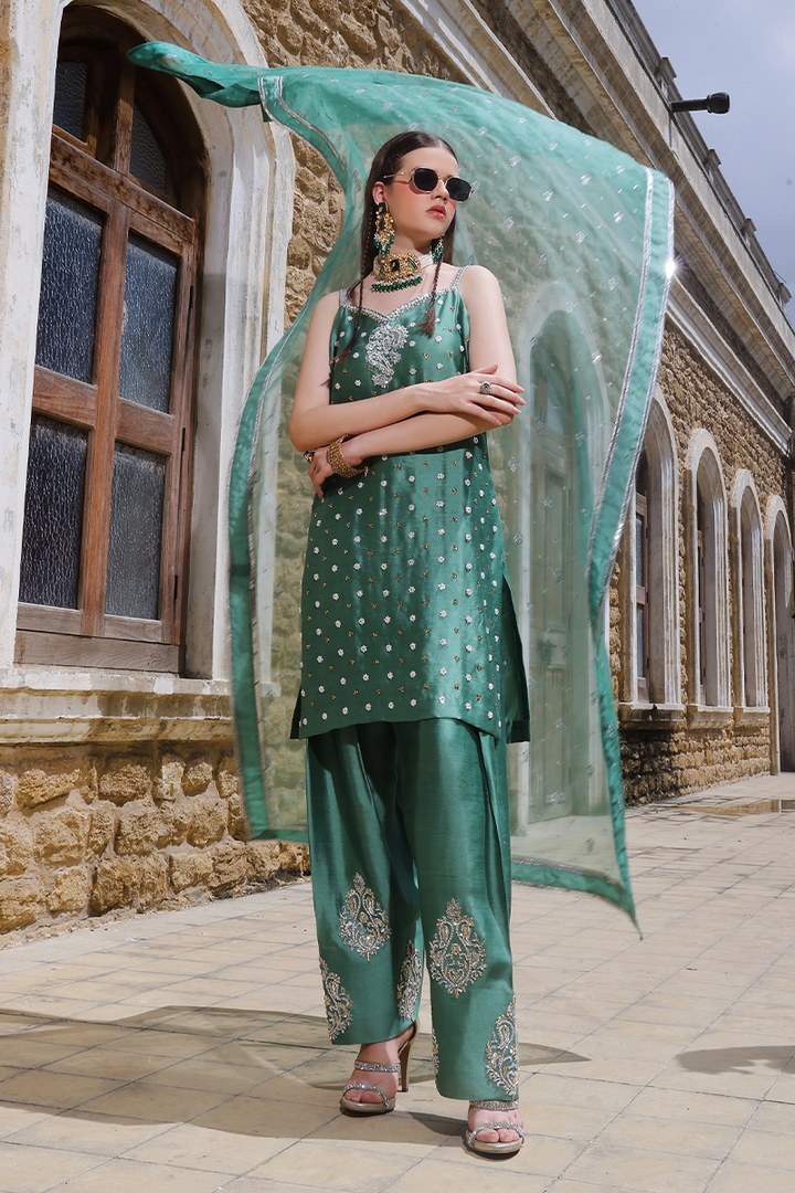 Pakistan Romesa Romesa – MONA IMRAN