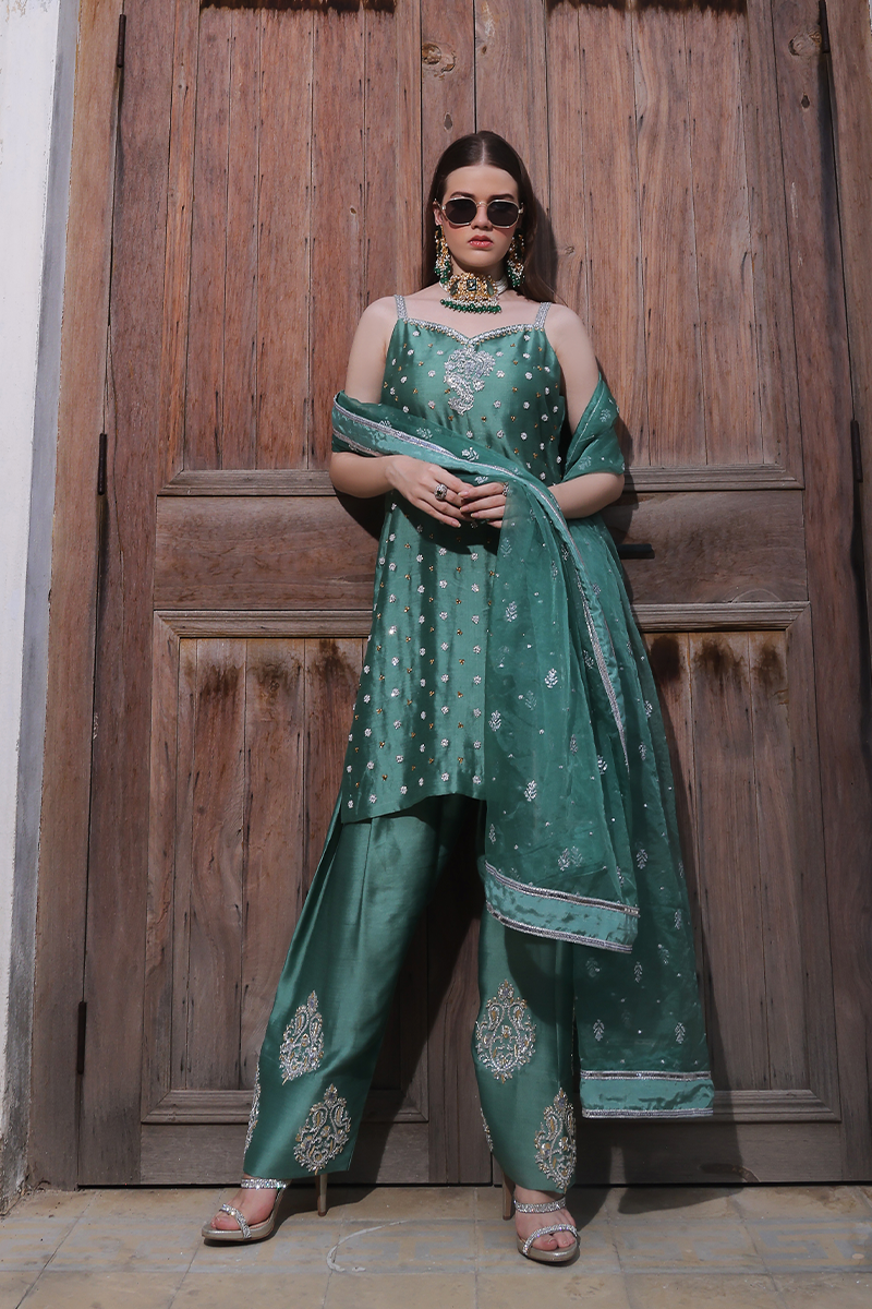 Pakistan Romesa Romesa – MONA IMRAN