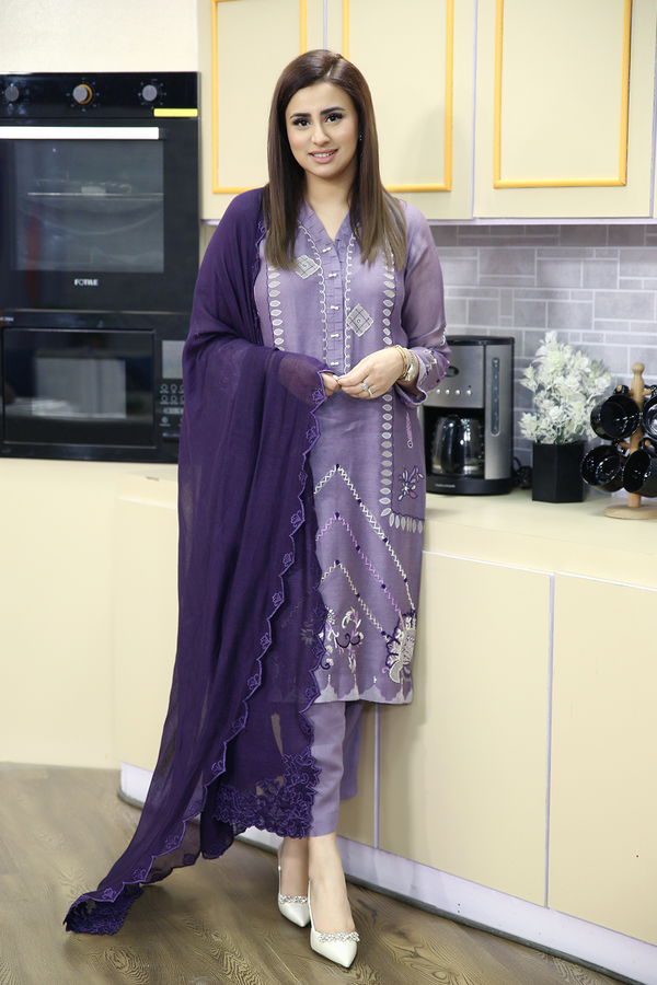 Madeha Naqvi In Mehak
